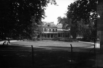 805428 Gezicht op het huis Heimerstein aan de Cuneraweg te Rhenen.